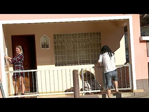 Folgados "invadem" casa alheia e causam a maior confusão