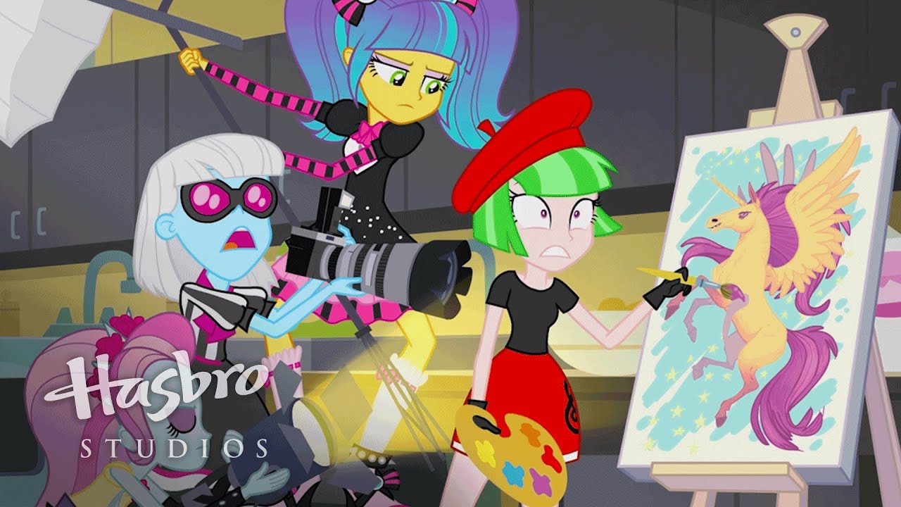 My Little Pony: Equestria Girls - Friendship Games 'Photo Finished' EXCLUSIVE Short