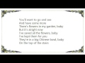 Kevin Coyne - Sand All Yellow Lyrics