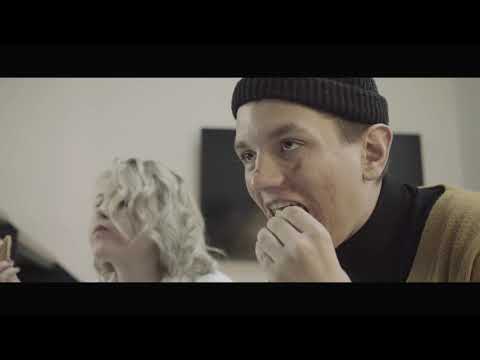 Jarek Jey x Hamish - Kolęda (Official Video)