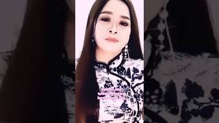 Download lagu Karaoke duet terbayang bayang bareng denok viee#karaoke duet bareng denok viee smule#shorts mp3