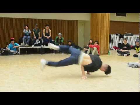 Flour Wars | Cheshire vs Tomo | Sr Quarters