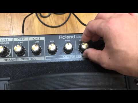 Видео-обзор товара Комбоусилитель для клавишных Roland KC-60M