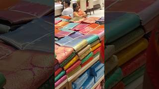 Download lagu South INDIAN shopping mall anantapur #saree #shopping #anantapur mp3