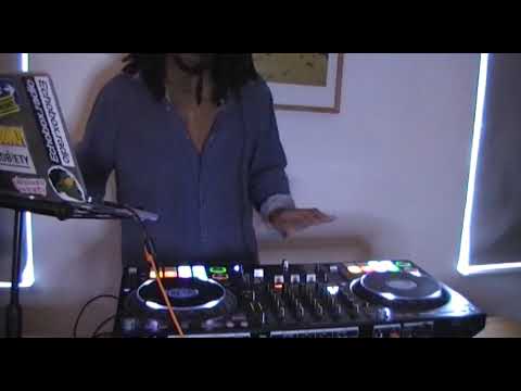 DJ Madbwoy Quick Jugglin Fi Di Gyal Dem