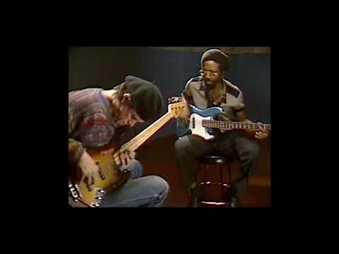 Jerry Jemmott jamming with Jaco Pastorius.