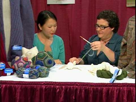 An interview with Norah Gaughan and a Free Knitting pattern!