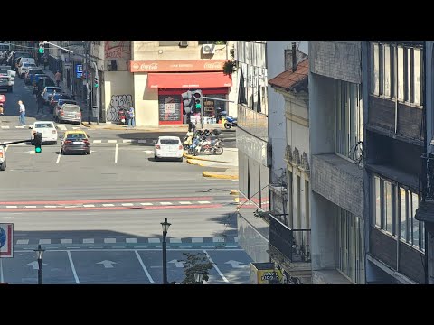 Calle Moreno y Avenida 9 de Julio, Buenos Aires, Argentina, a 7 cuadras del Obelisco