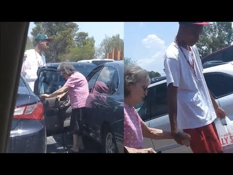 Proud Mom Captures Heartwarming Moment Son Helps Elderly Woman Get Into Car