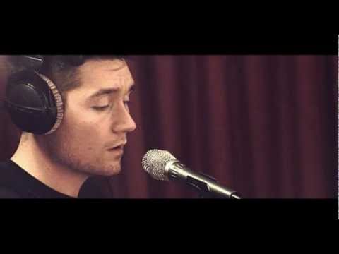 Studio Brussel: Bastille - Flaws (live)