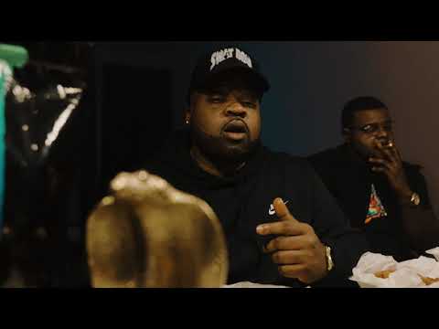 FRANK LOOT -CHICKEN N WAFFLES