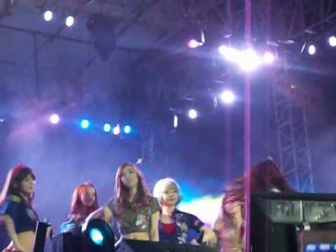 [Fancam] 130119 Hoot - SNSD @ DKFC