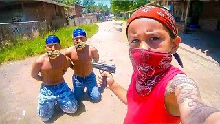 Tohle je Nejmladší Člen Gangu na Světě!