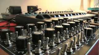 Jean Roupech - Electronic Music Improvisation 01 (