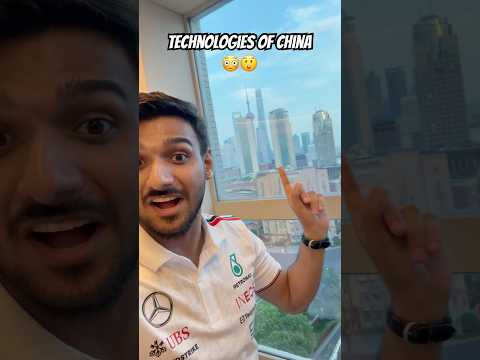 Robots Everywhere! 😲😳🔥 #shorts #travelshorts #chinavlog #china #travel #travelblogger #shanghai