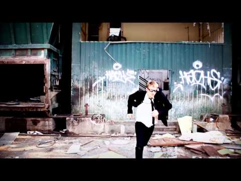 "Automáticamente" - Luis Brea