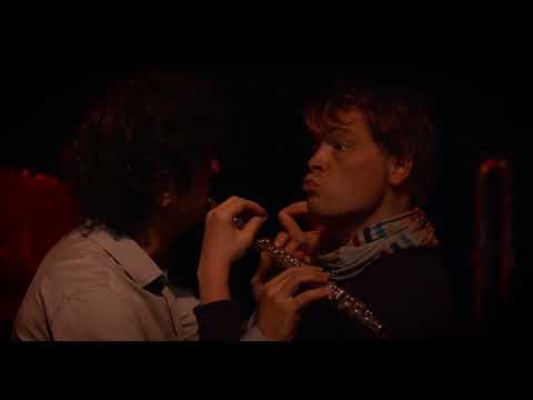 hand werk: Laura Bowler - salutem (2018)