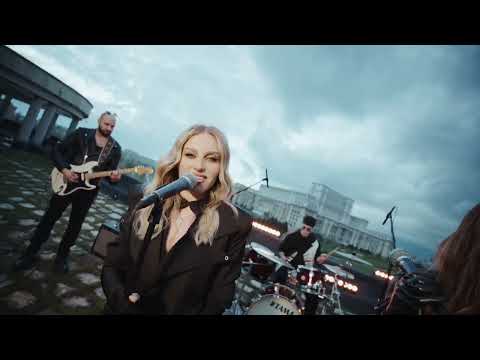 Magda Ignat x Ioana Ignat  - Prin Bucuresti