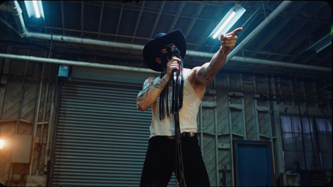 Bild zum Video Orville Peck - Too Little Too Late Bild zum Video Orville Peck - Too Little Too Late