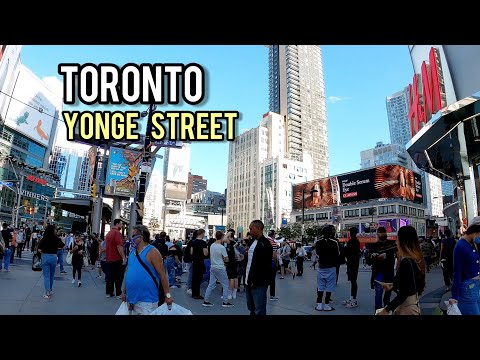 Toronto Yonge & Dundas Square Downtown Walking Tour Canada September 2021