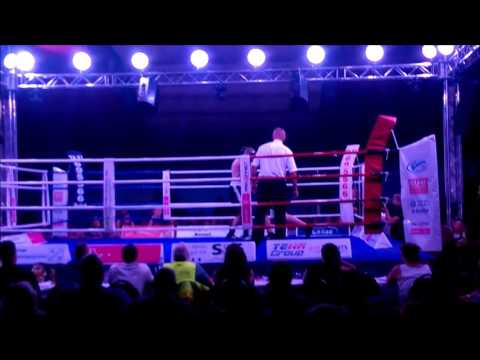 Prince Eddy Kampf am 10 09 2016 in Eisleben - Profi-Boxen