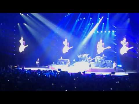 Laura Pausini à Forest National à Bruxelles le 16 octobre 2016 (Belgique)