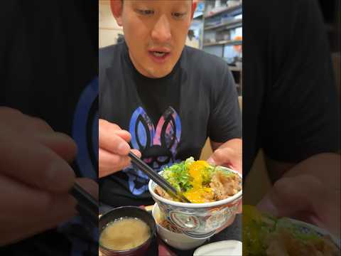 Yoshinoya no Japão! No aeroporto de Haneda
