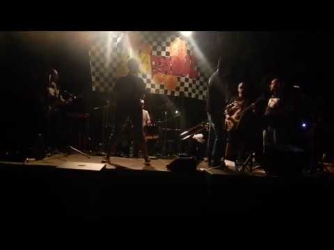 SKAssaball - Blitzkrieg bop + La Tremarella (cover ska)