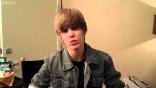 Home for Christmas (Justin Bieber Video) with lyrics