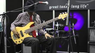 London Bass Guitar Show 2015 Michael Mondesir - Loops