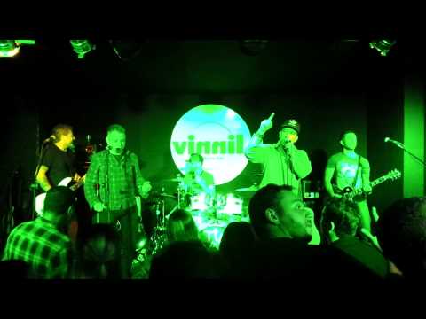 TIANASTACIA | Sapo Antunes