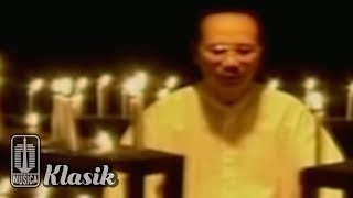 Ebiet G Ade - Untuk Kita Renungkan (Karaoke Video)