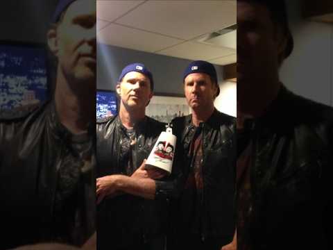 ВОНИ СХОЖІ, ЯК ДВІ КРАПЛІ ВОДИ