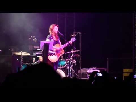 Katarína Knechtová - Za tebou (The Cranberries, Praha 2012)