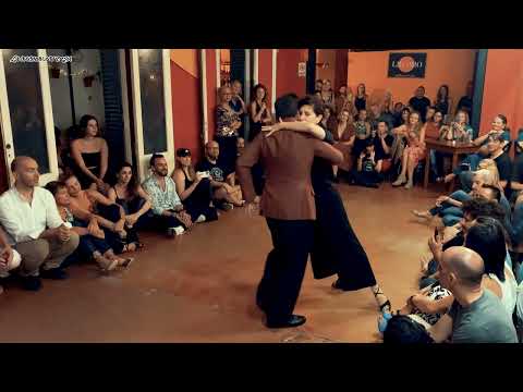Mariela Sambetband & Guille Peque Barrionuevo con El Cachivache Tango Buscandote