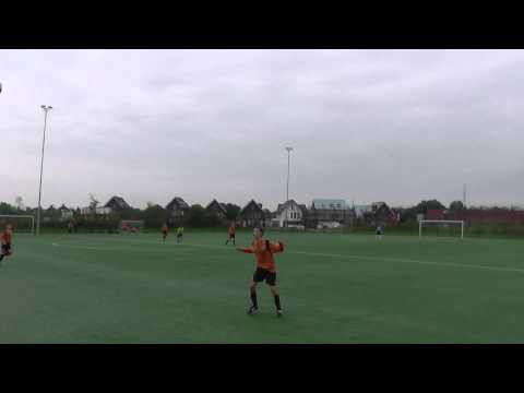 21 sept 2013 VV De Meern B2 - Delta Sports B1 com 1-2 Schot Hassan