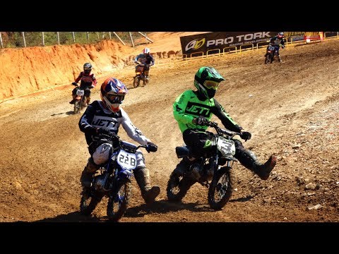 Arena Velocross - Disputa do inicio fim nas TR Adultos em Balneario Camboriú