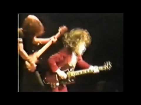 download lagu mp3 mp4 Angus Young Best Moments, download lagu Angus Young Best Moments gratis, unduh video klip Angus Young Best Moments