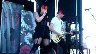 New Years Day- Let&#39;s Get Dead Live @ Warped Tour&#39;11
