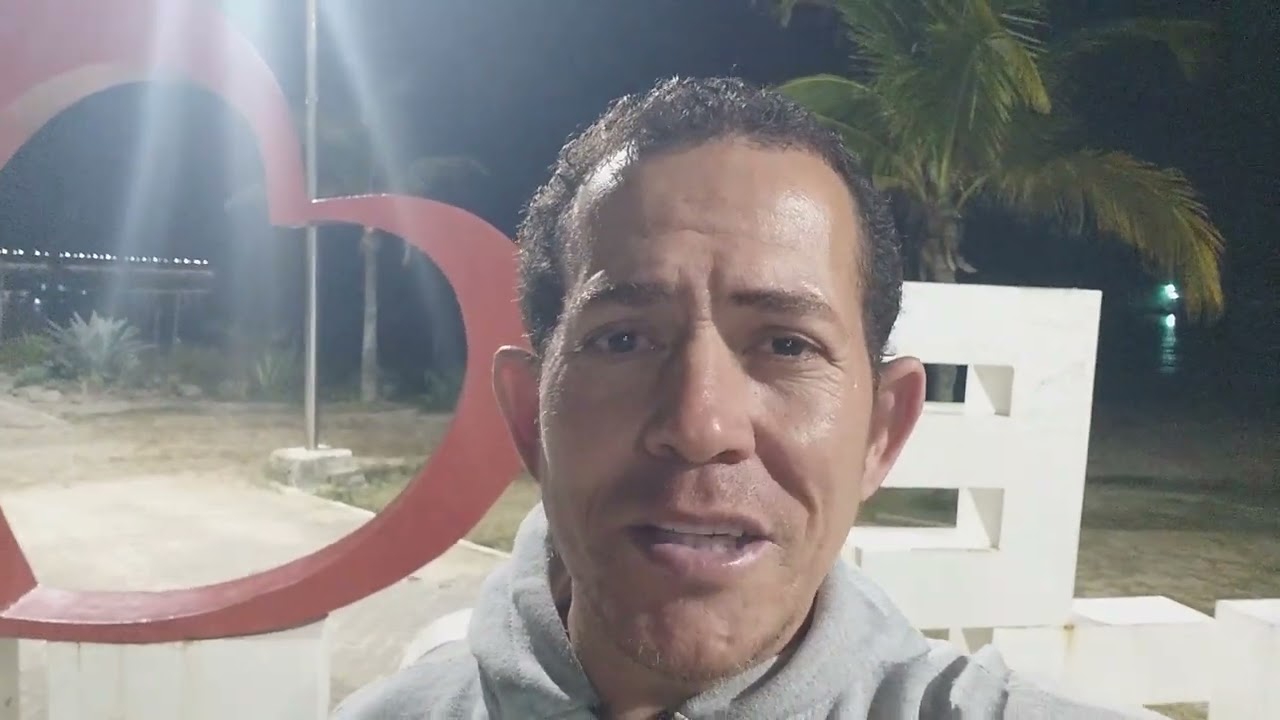 DAVI FINGE DE DOIDO PARA ESCAPAR DO INIMIGO!