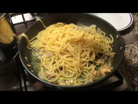 Spaghetti with tuna and onion (Franco Califano's favorite dish)
