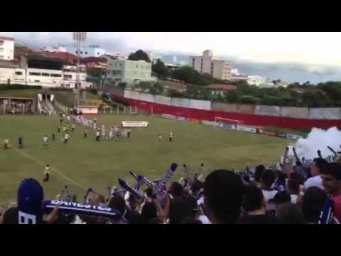 Entrada do Aracruz em campo