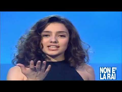 AMBRA - te pertenezco (t'appartengo spanish version) full HD 4K