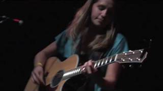 What Am I Falling For - Vanessa Kafka (Middle East Upstairs: Live)