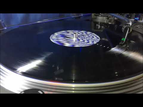 Chet Faker, Marcus Marr - The Trouble With Us (2015)