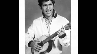 FREDDIE FENDER - HAY UN ALGO EN TU PENSAR