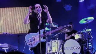 Placebo - Protège moi (Protect Me From What I Want) multicam Lille 2016