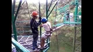 preview picture of video 'Addictive Tree Drop @ Tree Top Adventure Baguio'