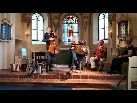 Inge Krångel av Björn Ek, Lotta Rehn