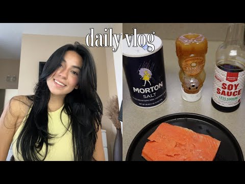 DAILY VLOG: dying my hair at home, at home work out, make dinner with me | Ana Cardenas